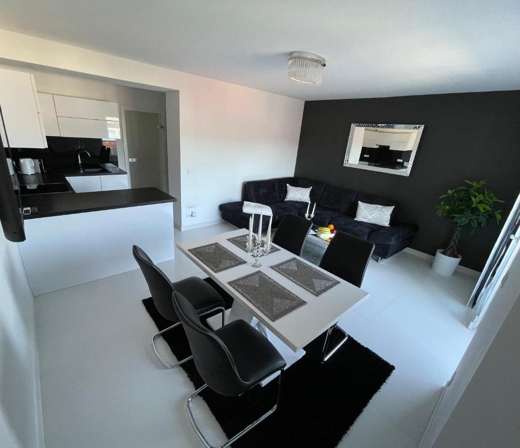 Sky Garden Trogir Lejlighed Eksteriør billede